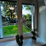 Апартаменти Urban Wolfie With Free Parking & Own Bicycle